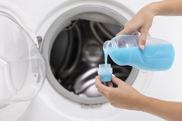 Sabías que nuestros detergentes líquidos han probado ser aptos para uso en  lavadoras HE? Detergente líquido Foca 🧺 ¿A quién no le…